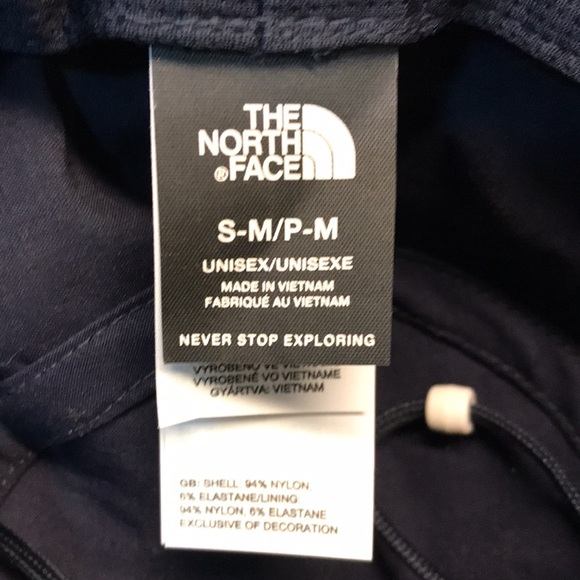 North face bucket hat - Picture 6 of 6